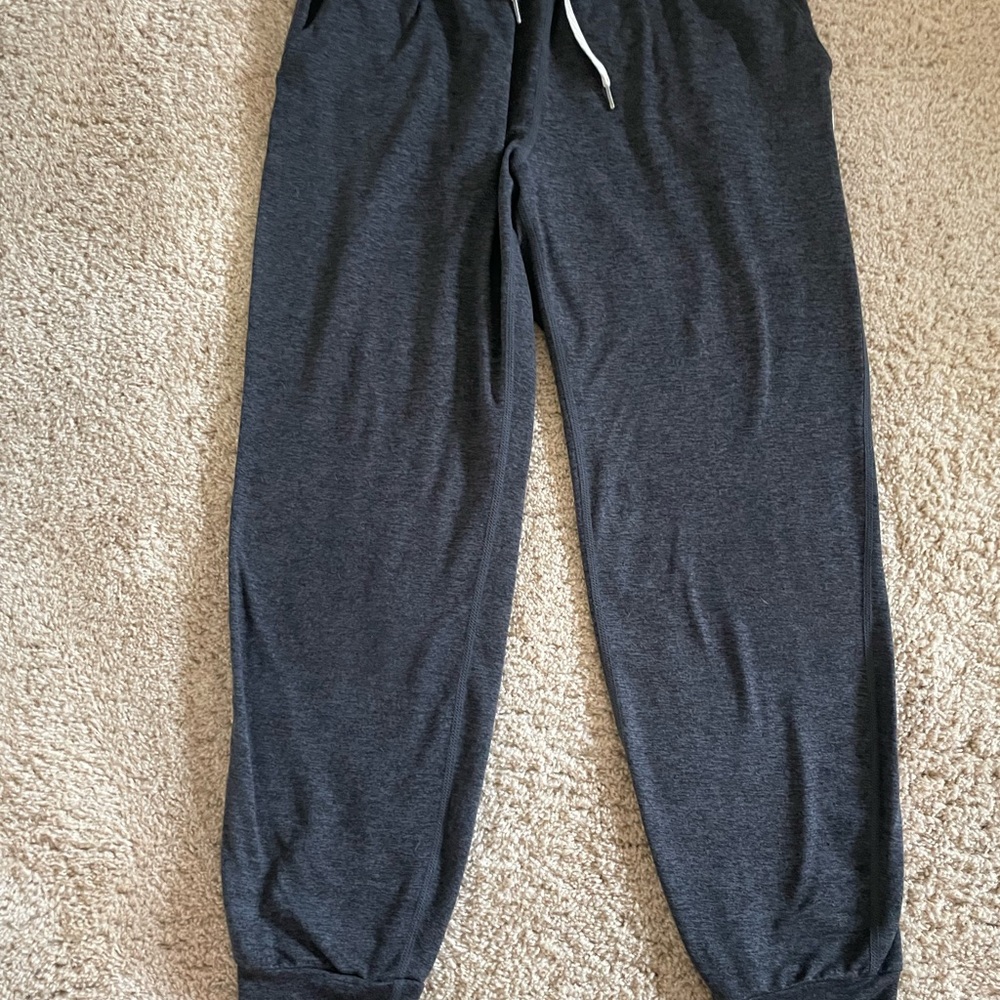 Vuori Performance Joggers